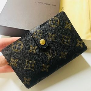 SOLD**AUTHENTIC Louis Vuitton French Purse Wallet